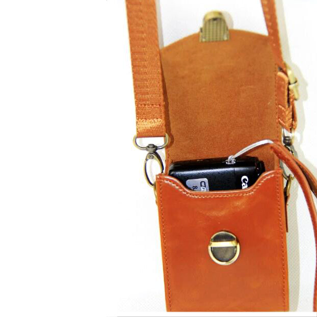 PU Leather Camera Shoulder Bag Waterproof Shoulder Camera Bag for Hiking Camping Cycling - Brown