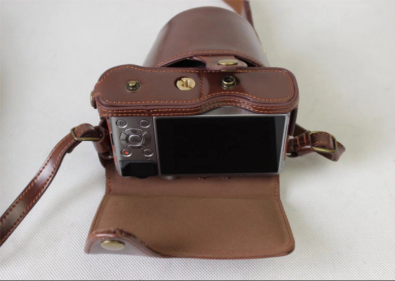 PU Leather Protective Bag Shell + Strap + Camera Lens Bag for Fujifilm XA5 XA20 Camera - Coffee