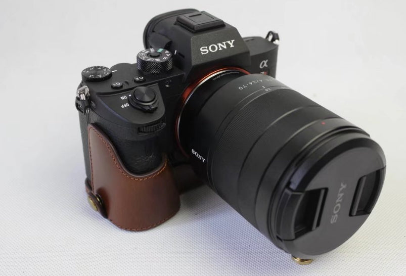 Top Layer Genuine Leather Half Camera Pouch Case for Sony ILCE-9/A9/A7RIII Camera - Brown