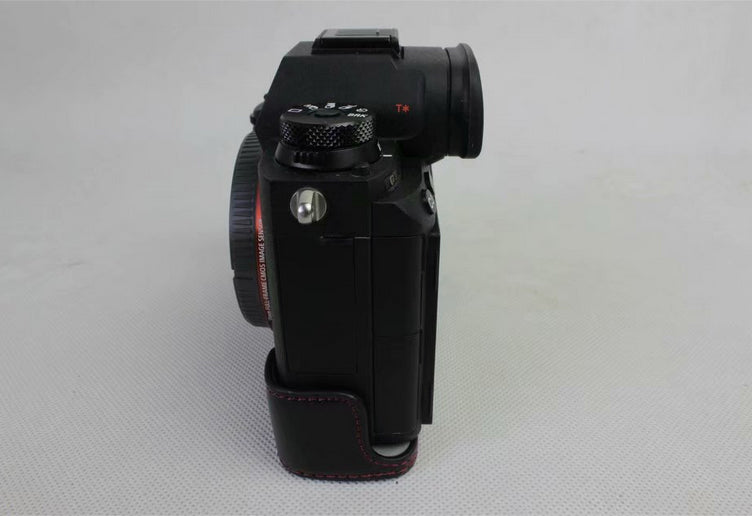 Half Camera PU Leather Protective Case for Sony ILCE-9 / A9 / A7RM3 A7RIII - Black