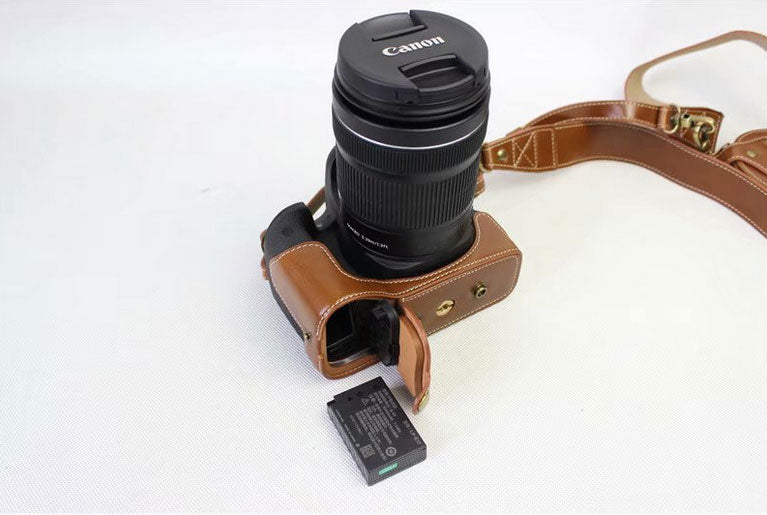 PU Leather Camera Protective Pouch Case + Strap + Camera Lens Bag for Canon EOS 77D / 800D - Brown