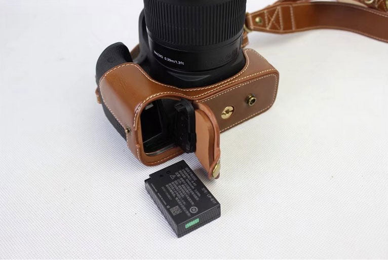 PU Leather Camera Protective Pouch Case + Strap + Camera Lens Bag for Canon EOS 77D / 800D - Brown
