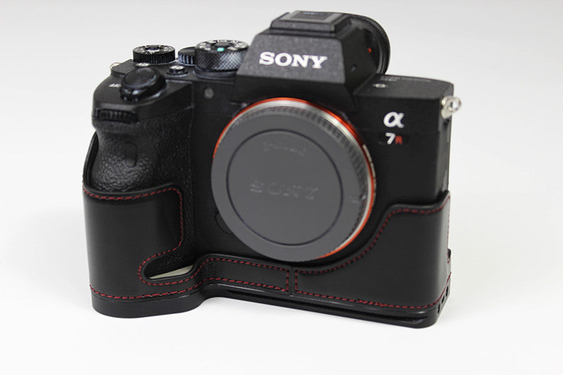 PU Leather Camera Half Case Cover for Sony A7R4 / A9 II - Black