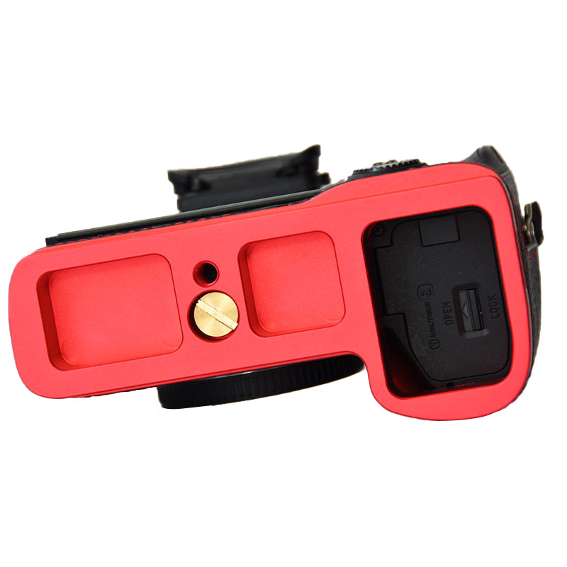 Uniqkart for Sony A7M3/A9/A73/A7R3 Genuine Leather Camera Bottom Case Protective Half Body Cover Quick Release Plate Bracket Holder - Black / Red