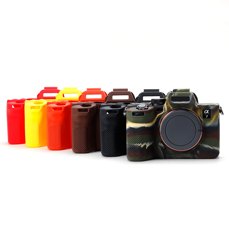 Uniqkart for Sony A7IV/A74/A7M4 Silicone Camera Sleeve Case Anti-slip Anti-dust SLR Camera Body Protective Cover - Camouflage