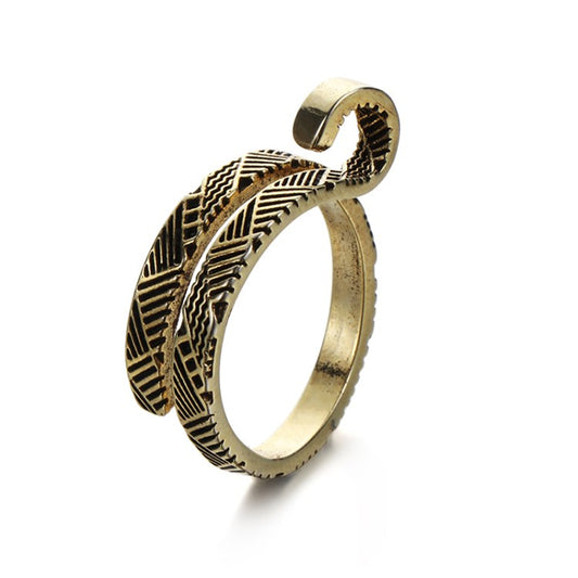 Knuckle Ring Knitting Ring DIY Crochet Loop Sewing Hook Thimble Yarn Adjustable Finger Tool - Golden