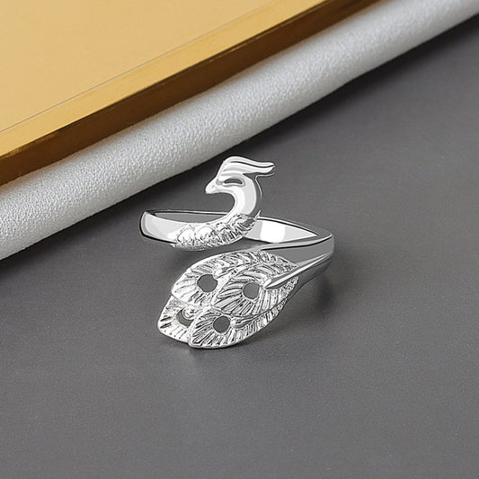 Knuckle Ring Knitting Ring DIY Crochet Loop Sewing Hook Thimble Yarn Adjustable Finger Tool - NJ135 Silver