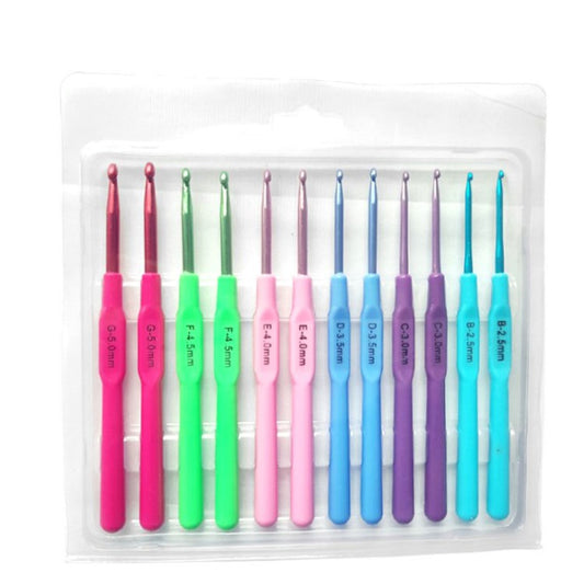 12Pcs / Set Crochet Hooks Art Yarn Craft Sewing Needles Comfortable Knitting Crochet