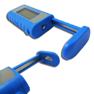 Portable LCD Display Digital Battery Tester Checker AA AAA C D 9V Battery