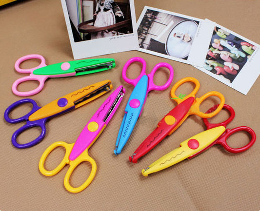 1pcs Lace Scissors for DIY Paper Card Photo Picture Cutting Tool