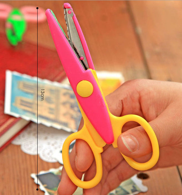 1pcs Lace Scissors for DIY Paper Card Photo Picture Cutting Tool