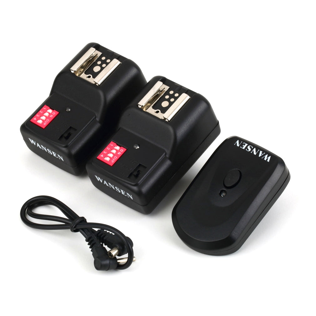 Wireless 4 Channels Practical Flash Trigger Transmitter with 2 Receivers